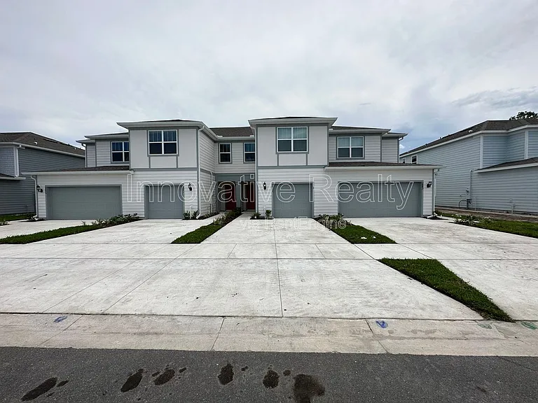 2887 Clever Ln — Photo 2
