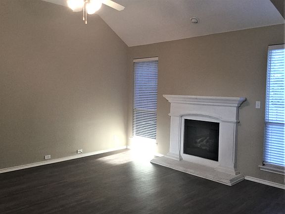 5th image of 1407 Parkside Dr