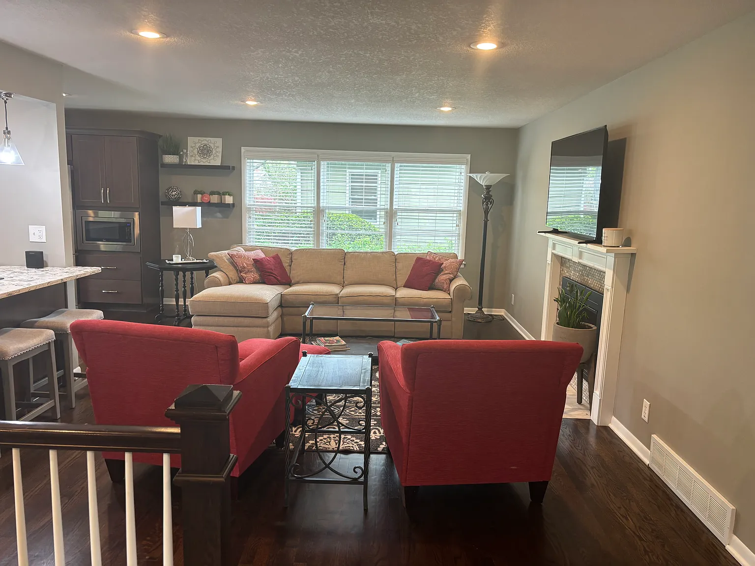 3 bed, 1528 sqft, $2,850 — Photo 2