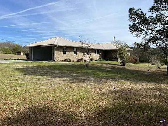 4th image of 210 Avera Rd