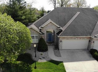 72 Ginger Creek Pkwy, Glen Carbon, IL 62034