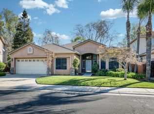 8450 N Saffron Ct, Fresno, CA 93720