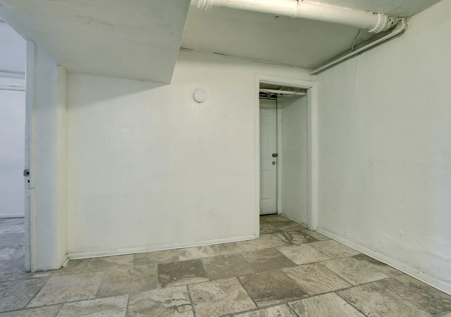 Garden Studio Apartment in Cap Hill w/ All Utilities Included! Available August! — Photo 3