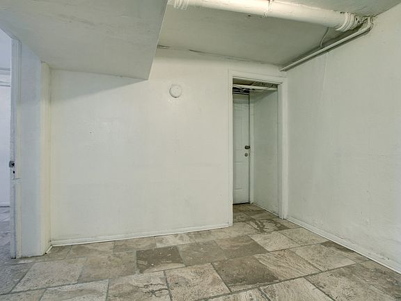 3rd image of 1375 Race St APT 2
