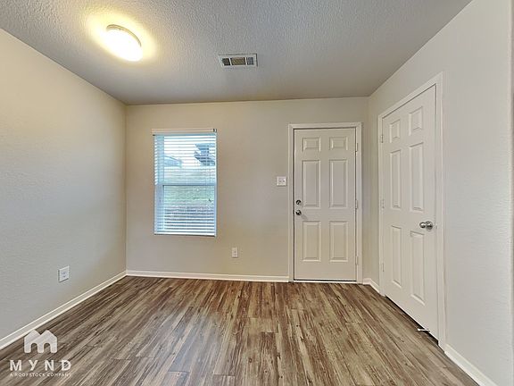 4th image of 11301 Bock Rd