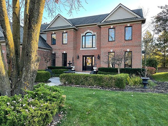 2nd image of 47297 Autumn Park Ct