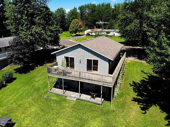 4th image of 4244 Lakeview Dr