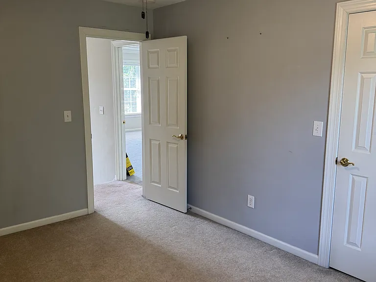5065 Cramer Woods Dr — Photo 27