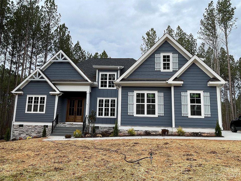 1st image of 162 Winding Forest Dr #28