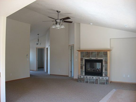 4th image of 148 Taygen Ln Unit A