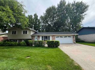 910 W Philip Ave, North Platte, NE 69101