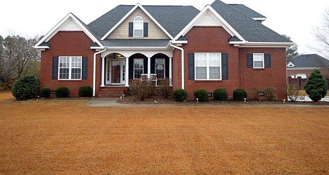 1st image of 406 Pointe Dr