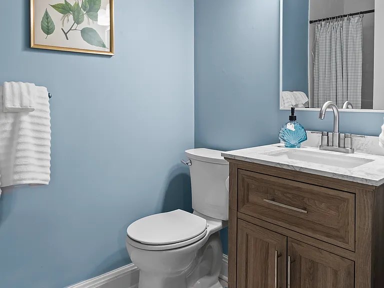 2431 W Woodland Cir — Photo 35