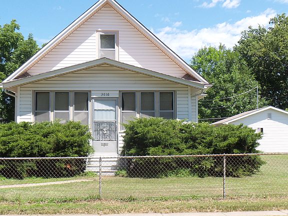 3rd image of 3616 Avenue D