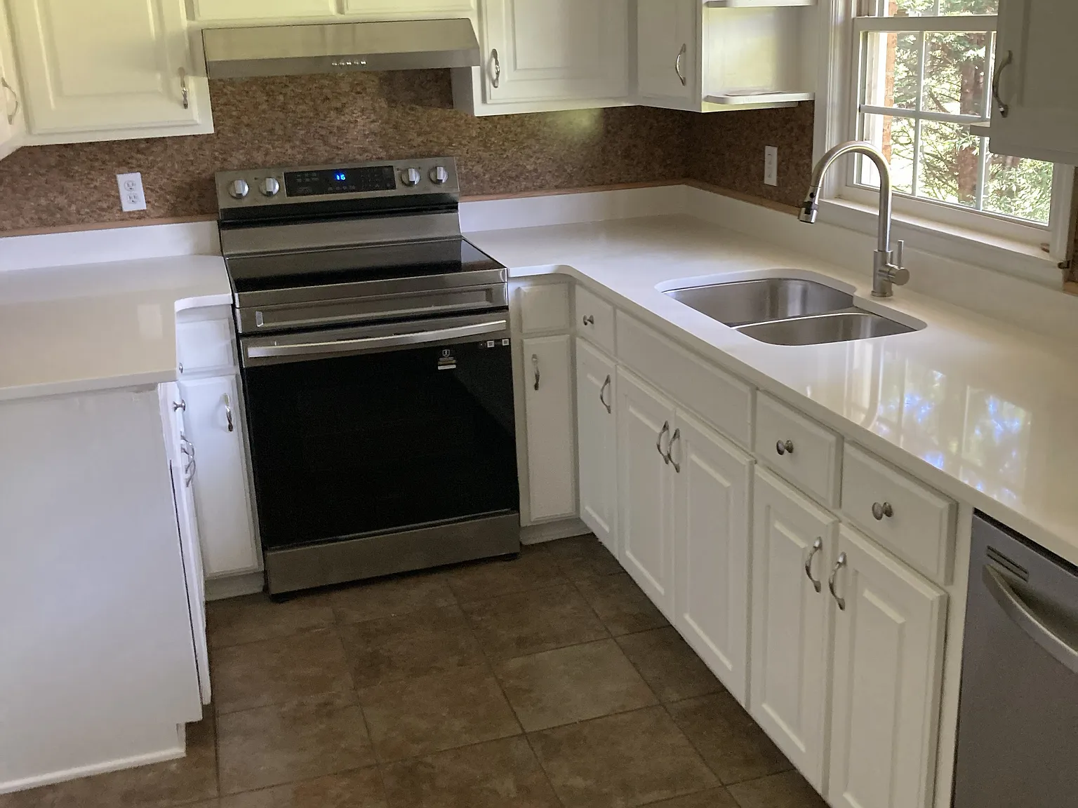 846 Luna Lake Rd — Photo 3
