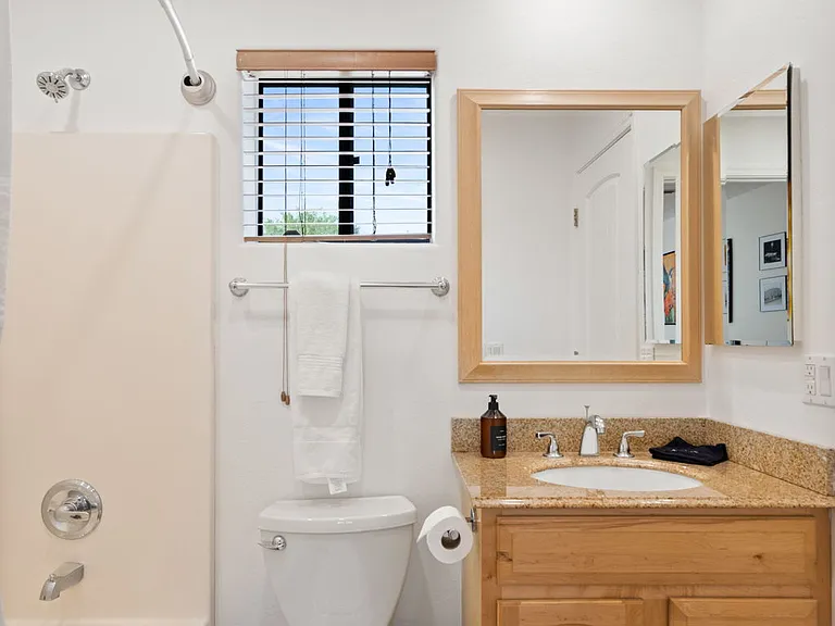 1255 E Waverly St #2 — Photo 10