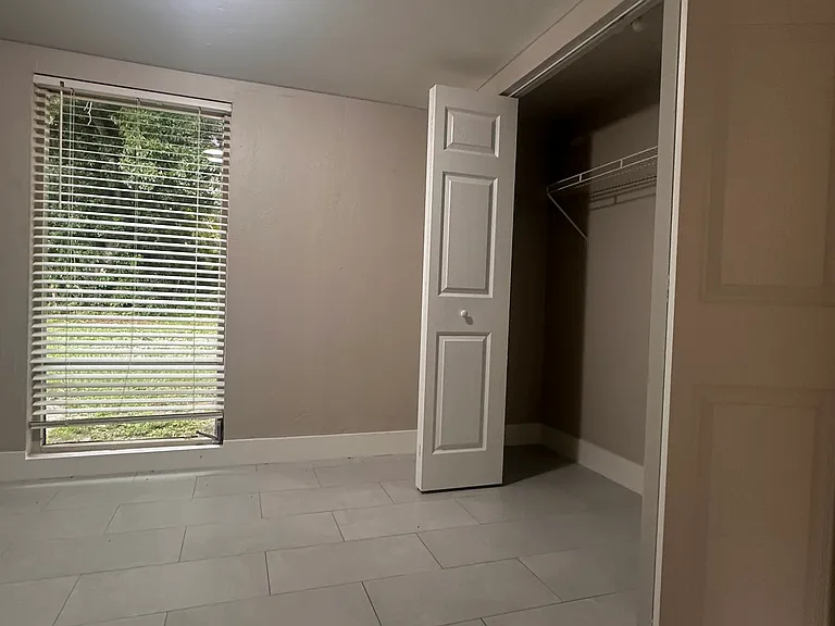 1665 Moreno Ave — Photo 11