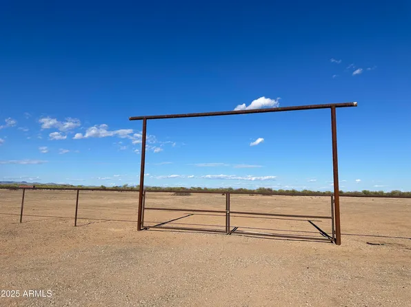 24130 W DIXILETA Drive #-, Wittmann, AZ 85361