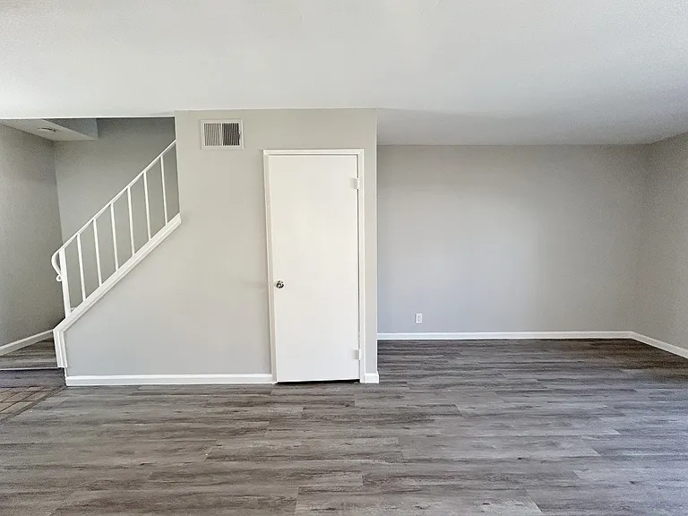 3309 Innerwick Ln — Photo 8