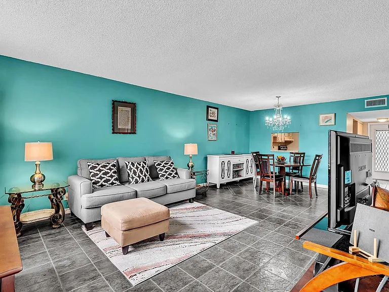 6570 Royal Palm Blvd #206J — Photo 11