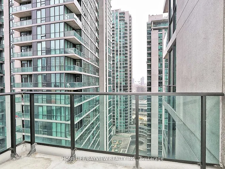 33 Bay St #1905 — Photo 29
