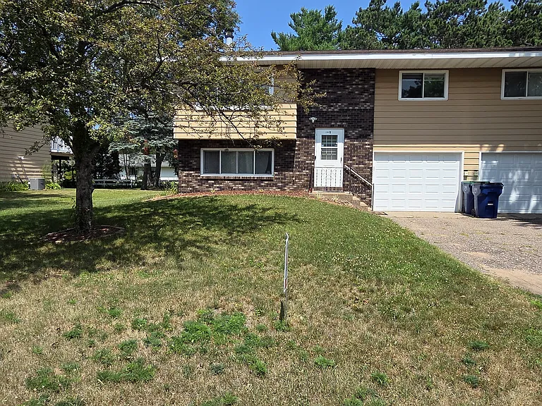 2706 Jason Ave #1 — Photo 2