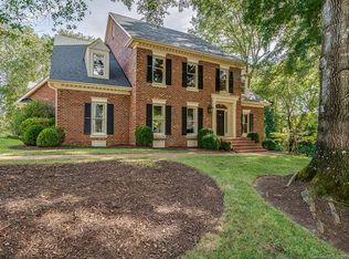 5425 Summerpond Ct, Charlotte, NC 28226