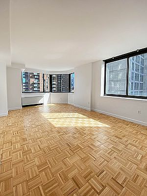 3rd image of 414 W 42nd St #36B