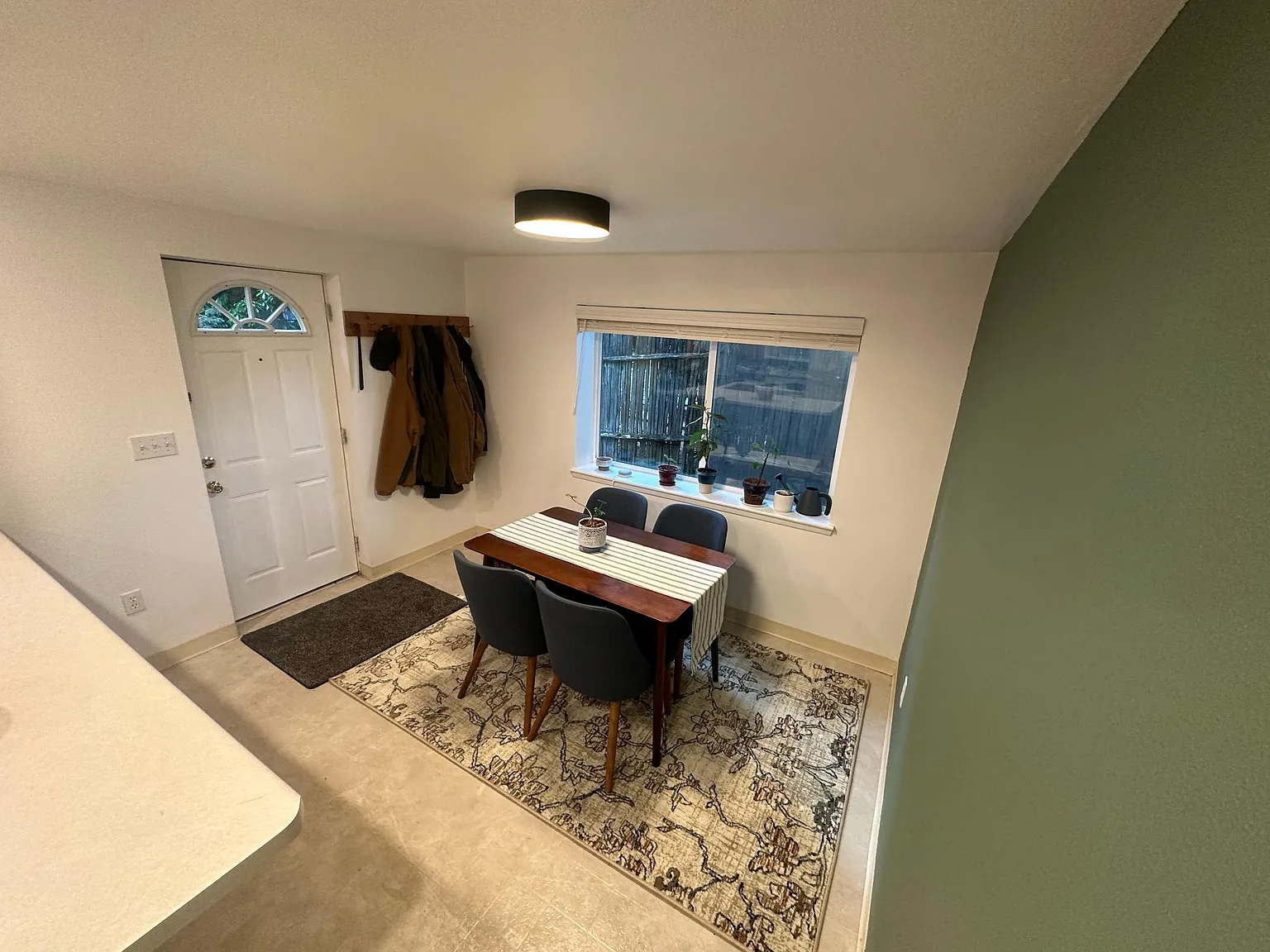1 bed, 500 sqft, $1,600 — Photo 3