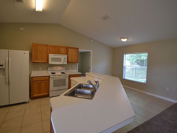 4th image of 1435 Agatha Dr