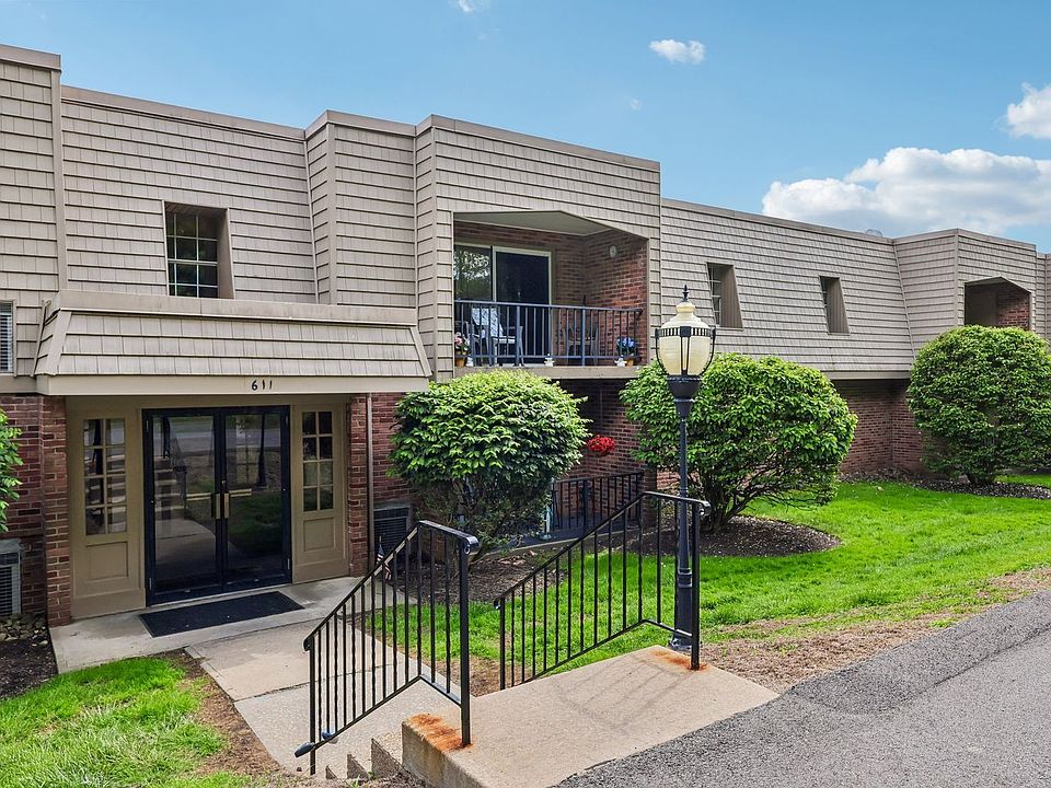 1st image of 611 Calais Dr APT 4204