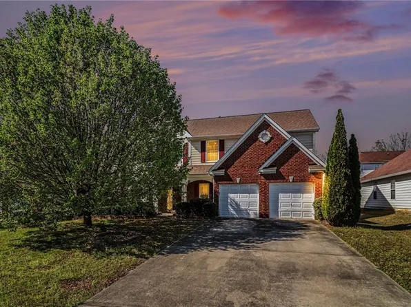 3177 Broadleaf Ave, College Park, GA 30349