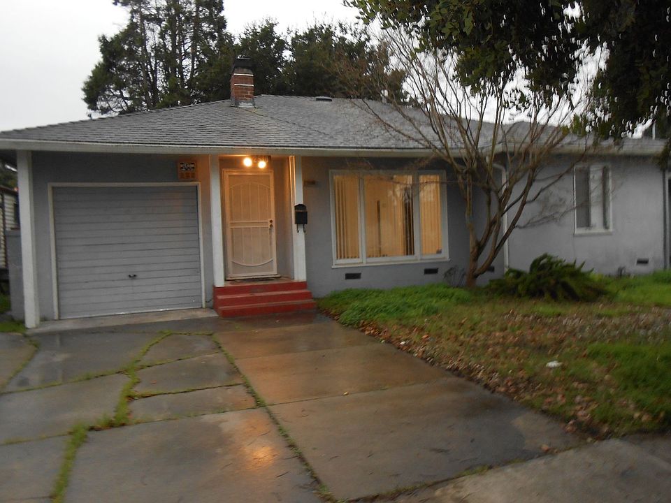 1st image of 2510 Humphrey Ave