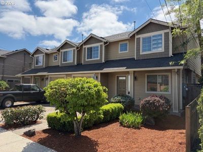 15650 SE Stark St, Portland, OR, 97233