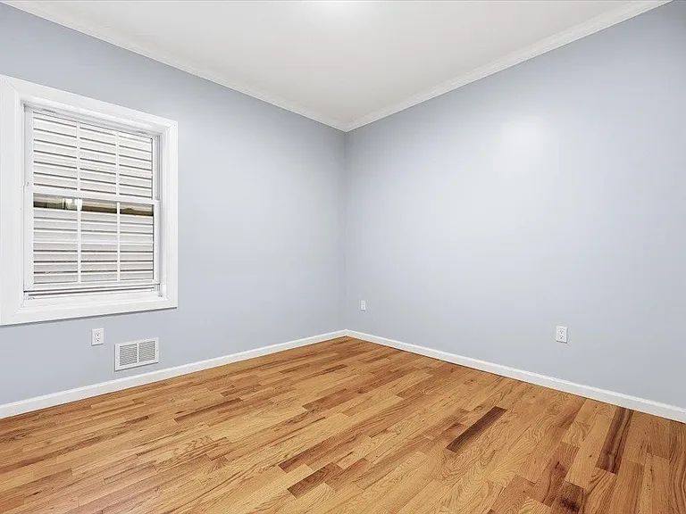 83 Pamrapo Ave — Photo 17