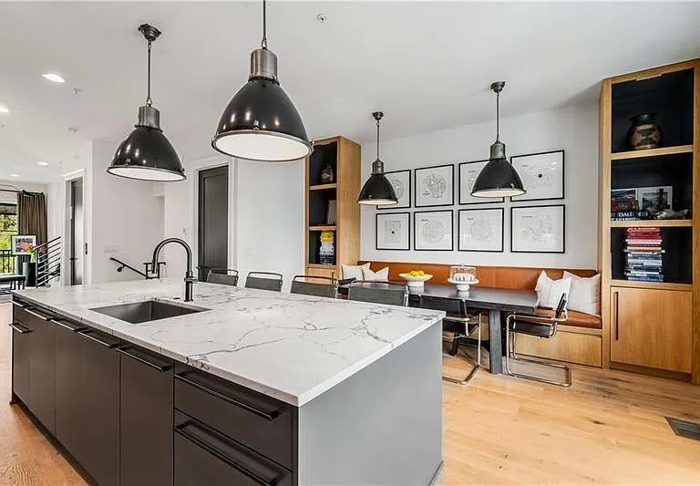 661 Auburn Ave NE #16 — Photo 15