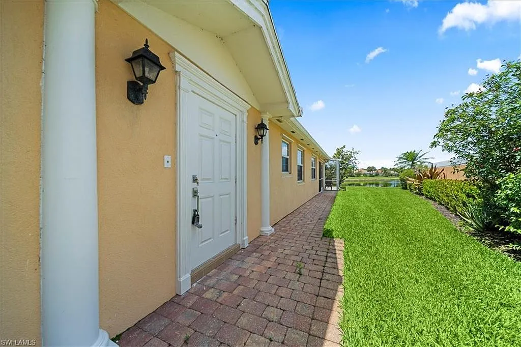 Building Photo - 7558 Rozzini Ln
