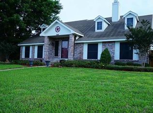 7129 Lo Chalmers Ln, Garland, TX 75043