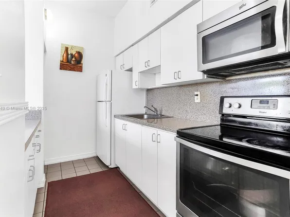7400 W 20th Ave APT 315, Hialeah, FL 33016
