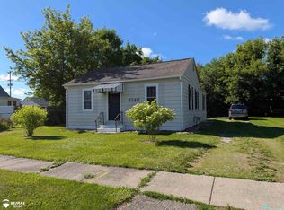 1346 Connell St, Burton, MI 48529