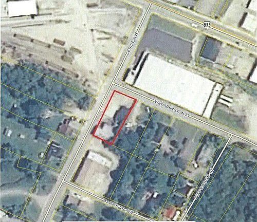 5th image of 200 Leslie Ave