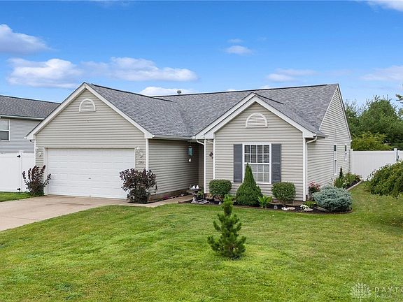 2nd image of 7252 Pinewood Dr