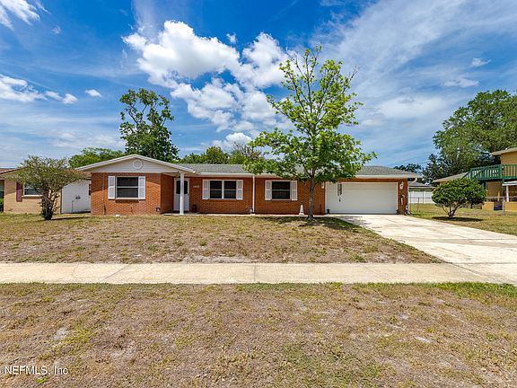 2nd image of 8193 CARAVELLE Drive