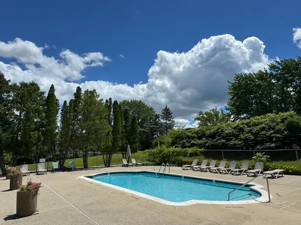 805 Plate St Unit 103, Rochester, MI 48307