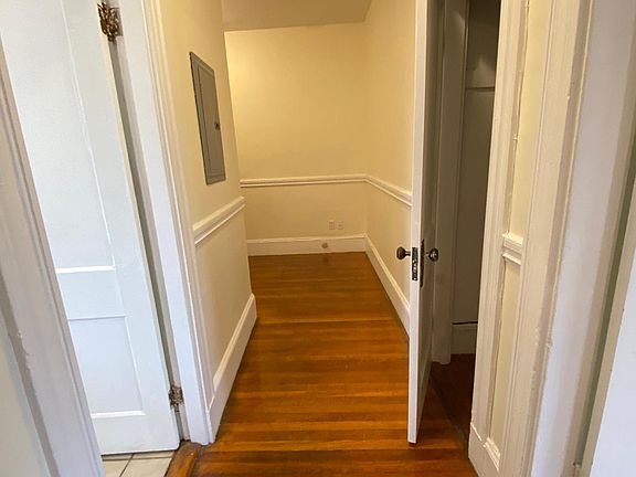 4th image of 1125 Commonwealth Ave APT 29