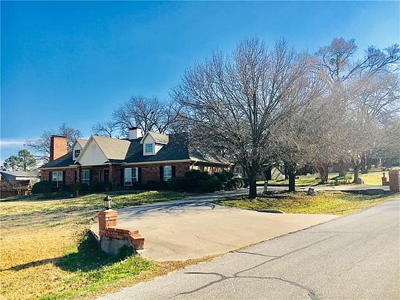 4th image of 421 Cocopa Dr