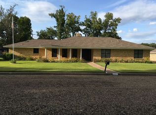 511 Southgate Dr, Mount Pleasant, TX 75455