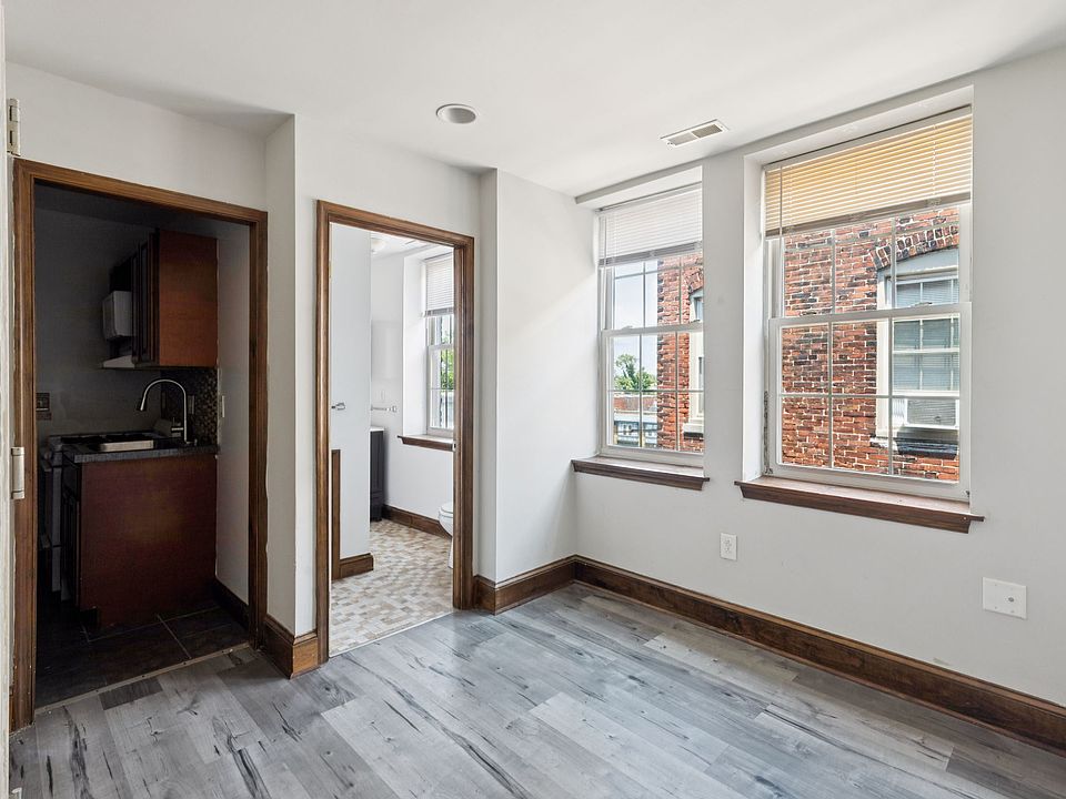 1st image of 5101-21 Walnut St #C402