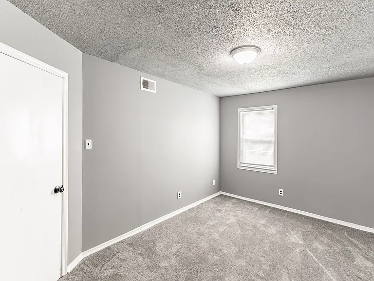 209 Bluebird Ln SW #4 — Photo 12