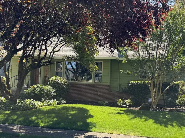 4602 NE Skidmore St, Portland, OR 97218